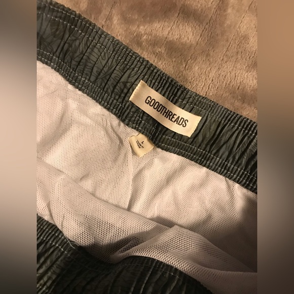 NWT Goodthreads Men’s Swim Trunks - Picture 13 of 16